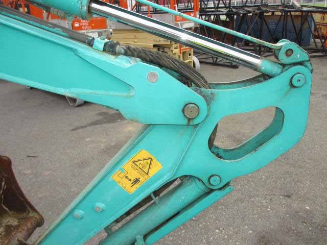 VIO17 (00646B)
