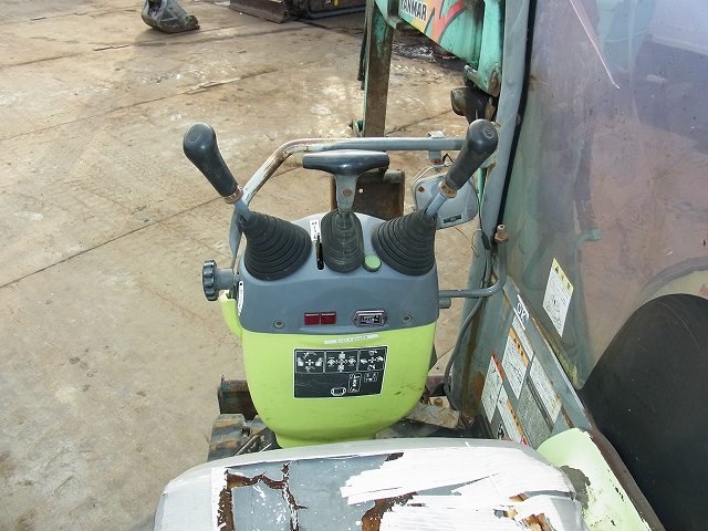 B1U (00538)