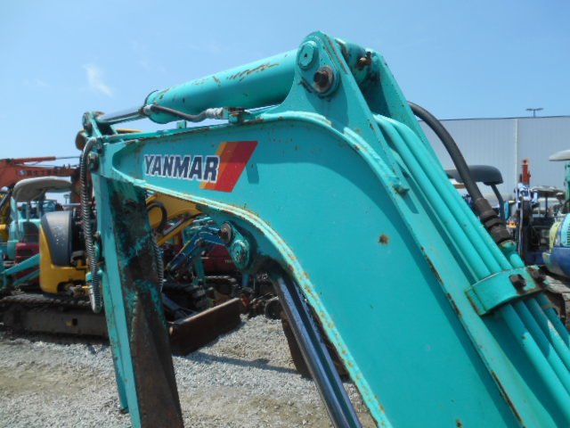 VIO15 (00588B)