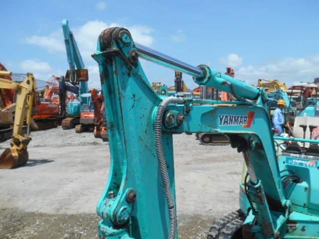 VIO15 (00588B)