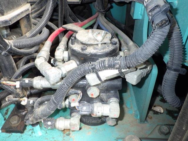 SK75UR-5 (YR09-09294)