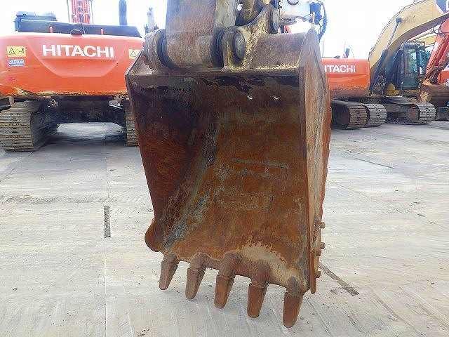 PC228US-3E0 (41572)