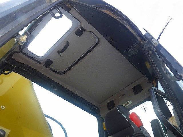 PC228US-3E0 (41572)