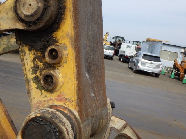 PC228US-3E0 (40999)