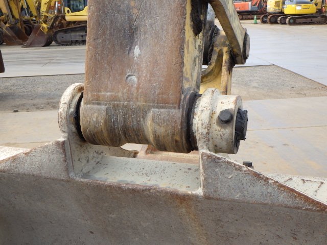 PC228US-3E0 (40999)